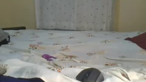 slimgal253 online show from 04/25/26, 01:41