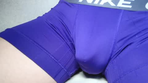 Snapshot of slimhungyvng chatting on 07/08/26, 06:12 slimhungyvng online show from 07/08/26, 06:12