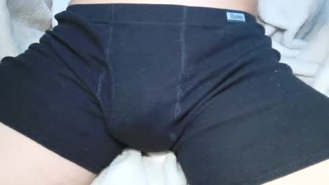 Snapshot of slimhungyvng chatting on 07/15/26, 04:01 slimhungyvng online show from 07/15/26, 04:01