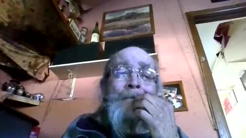 Snapshot of slimshady5265 chatting on 01/11/26, 09:53 slimshady5265 online show from 01/11/26, 09:53