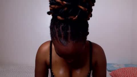 slimy_baiby online show from 12/03/25, 06:21