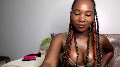 slimy_baiby online show from 02/17/26, 08:59