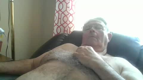 slippery_duck online show from 12/19/24, 05:29