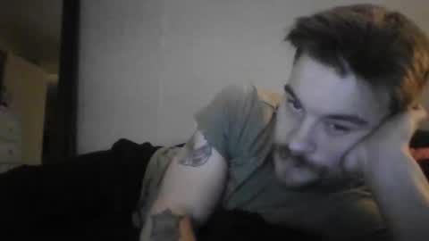 Snapshot of slipperyb2076 chatting on 01/15/26, 02:05 Slipperybj online show from 01/15/26, 02:05