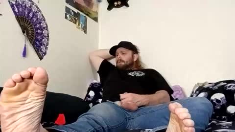 Snapshot of slobberycocklove chatting on 05/24/26, 11:54 Mr King Feet 69 online show from 05/24/26, 11:54
