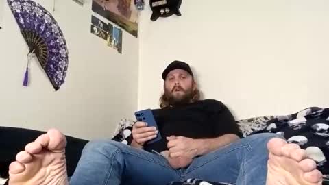 Snapshot of slobberycocklove chatting on 05/30/26, 08:50 Mr King Feet 69 online show from 05/30/26, 08:50
