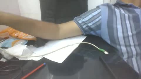 Snapshot of slothslav chatting on 02/20/25, 12:47 slothslav online show from 02/20/25, 12:47