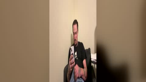 Snapshot of slotsnake chatting on 06/18/26, 03:18 Soulsnatcherz online show from 06/18/26, 03:18