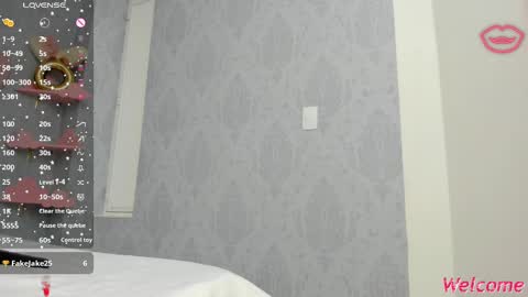 Paola  online show from 03/04/25, 03:15