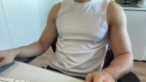 Snapshot of slutguy81 chatting on 03/15/26, 09:59 Slutguy81 online show from 03/15/26, 09:59