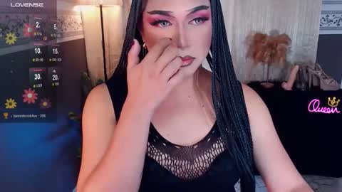 Snapshot of sluthotcummer69x chatting on 03/23/26, 02:32 EMPRESS GODDESS KRISTINE online show from 03/23/26, 02:32