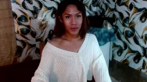 Snapshot of slutqueen_raz chatting on 02/18/26, 02:51 Raz online show from 02/18/26, 02:51