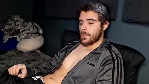 Snapshot of slutsandblunts chatting on 03/03/26, 06:47 slutsandblunts online show from 03/03/26, 06:47