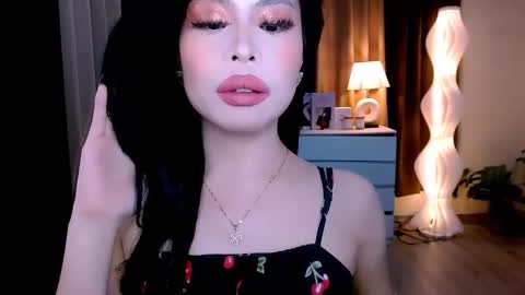 slutty_aurora online show from 09/25/25, 09:02