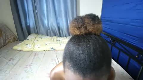 slutty_baddie online show from 09/12/25, 07:19