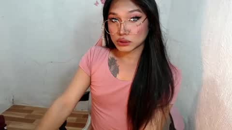  Lovie  online show from 01/24/25, 03:55