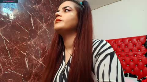 Snapshot of slutty_milf_bitch chatting on 04/12/26, 03:33 Ana online show from 04/12/26, 03:33