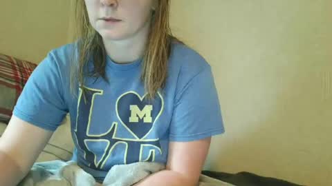 Snapshot of slutty_redhead3 chatting on 06/17/26, 04:30 Slutty redhead3 online show from 06/17/26, 04:30
