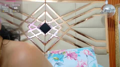 MARCELA online show from 12/22/25, 01:08