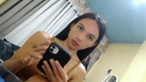 Snapshot of sluttychie chatting on 06/21/26, 03:53 CHIE CHIE online show from 06/21/26, 03:53