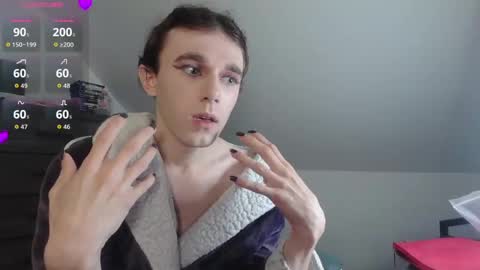 Natsu online show from 11/06/25, 06:42