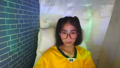 Snapshot of sluttypatotie chatting on 09/17/25, 06:53 sluttypatotie online show from 09/17/25, 06:53