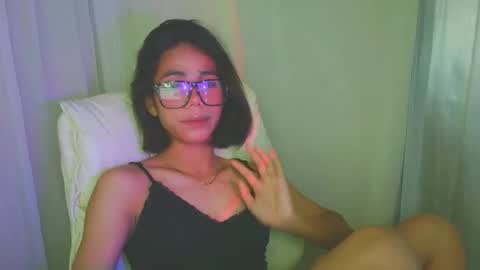 Snapshot of sluttypatotie chatting on 09/20/25, 01:23 sluttypatotie online show from 09/20/25, 01:23