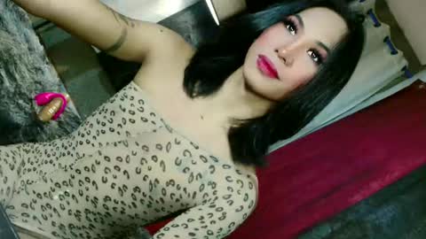 slutxcums_martel69 online show from 11/17/25, 10:04