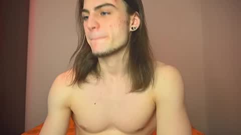 Gus online show from 02/19/25, 03:27