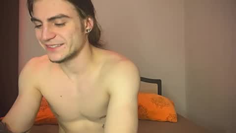 Gus online show from 03/06/25, 04:49