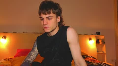 Gus online show from 06/01/26, 10:11