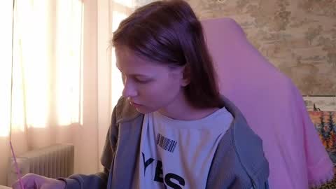 Emma online show from 04/06/26, 02:51