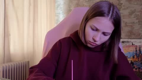 Emma online show from 04/17/26, 12:30