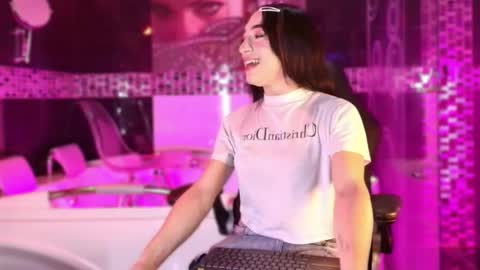 Small Hot19 online show from 03/17/26, 10:07