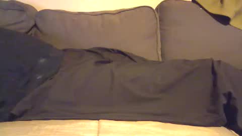 Snapshot of smallandshy1980 chatting on 01/10/26, 07:15 smallandshy1980 online show from 01/10/26, 07:15