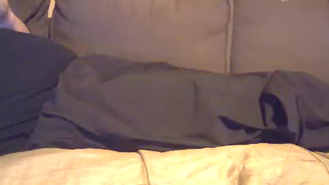 Snapshot of smallandshy1980 chatting on 01/11/26, 08:41 smallandshy1980 online show from 01/11/26, 08:41