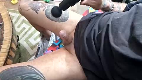 smallbutluvsbig online show from 02/10/26, 02:32