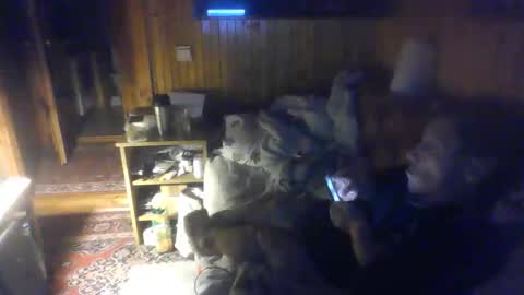 Snapshot of smalldream666 chatting on 10/20/25, 10:43 PIST PIST online show from 10/20/25, 10:43