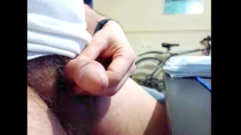 Small Hairy Uncut online show from 04/01/26, 12:11