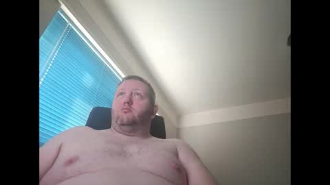 smallone19832 online show from 01/09/25, 10:31