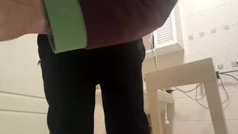 smallone8825 online show from 01/10/26, 08:38