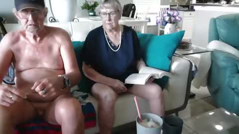 Daddy online show from 05/06/26, 12:54