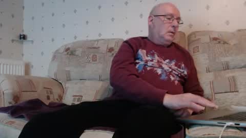 Snapshot of smallsteve562 chatting on 01/18/26, 08:34 Steve online show from 01/18/26, 08:34