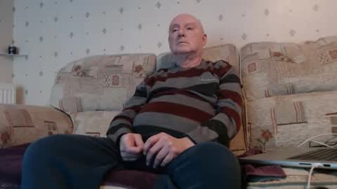 Snapshot of smallsteve562 chatting on 02/13/26, 04:58 Steve online show from 02/13/26, 04:58