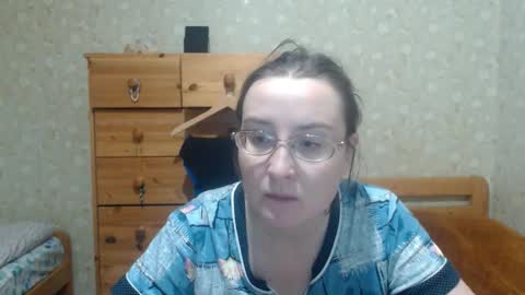 smart_rose online show from 11/25/25, 06:30