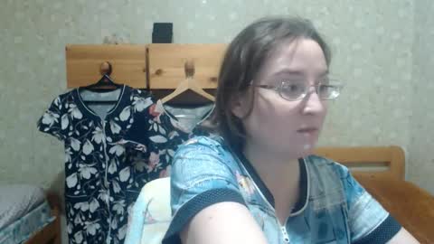 smart_rose online show from 11/26/25, 03:35