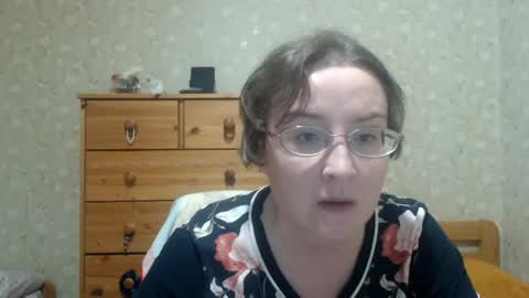 smart_rose online show from 04/18/26, 09:04