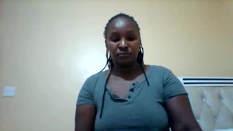 Snapshot of smartqueen1 chatting on 04/29/26, 12:09 Katerina online show from 04/29/26, 12:09