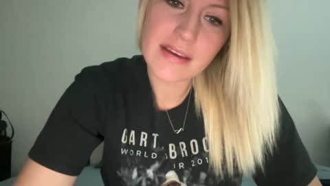 Snapshot of smexxii93 chatting on 01/23/25, 06:14 smexxii93 online show from 01/23/25, 06:14