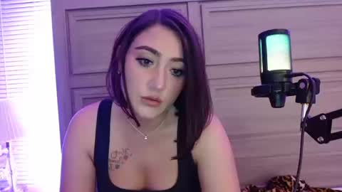 Smexy online show from 09/13/25, 04:23